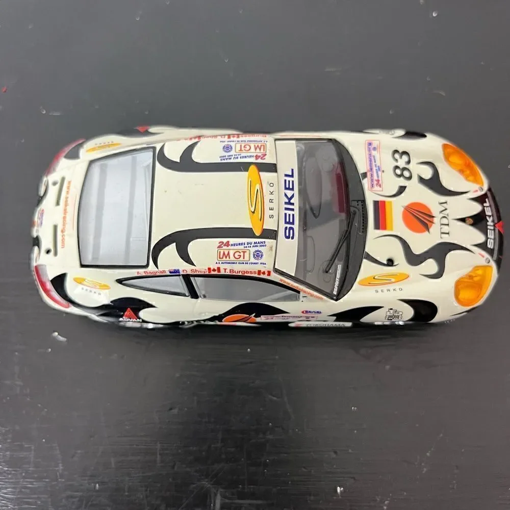 Scalextric 1:32 scale plastic slot cars